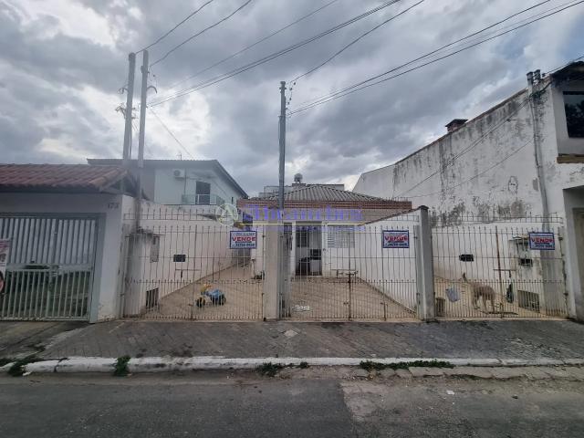 Casa para Venda/Aluguel com 1 quartos, 10 m² por R$ 750.000