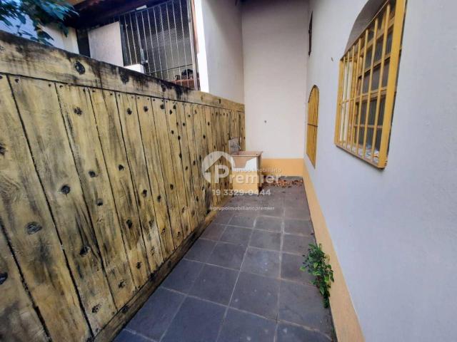 Casa para Venda/Aluguel com 3 quartos, 104 m² por R$ 560.000