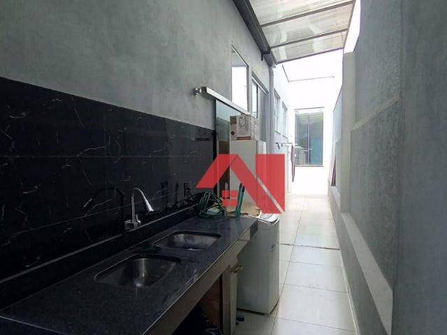 Casa para Venda/Aluguel com 3 quartos, 170 m² por R$ 450.000