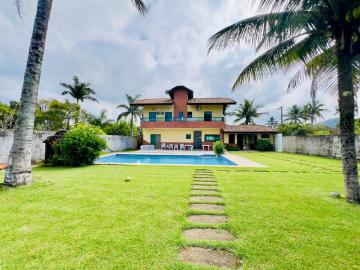 Casa para Venda/Aluguel com 3 quartos, 200 m² por R$ 1.400.000