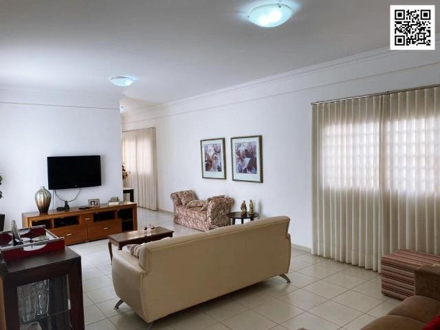 Casa para Venda/Aluguel com 3 quartos, 230 m² por R$ 1.400.000