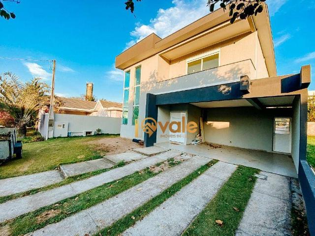 Casa para Venda/Aluguel com 3 quartos, 295 m² por R$ 1.600.000