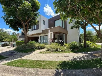 Casa para Venda/Aluguel com 3 quartos, 380 m² por R$ 3.500.000