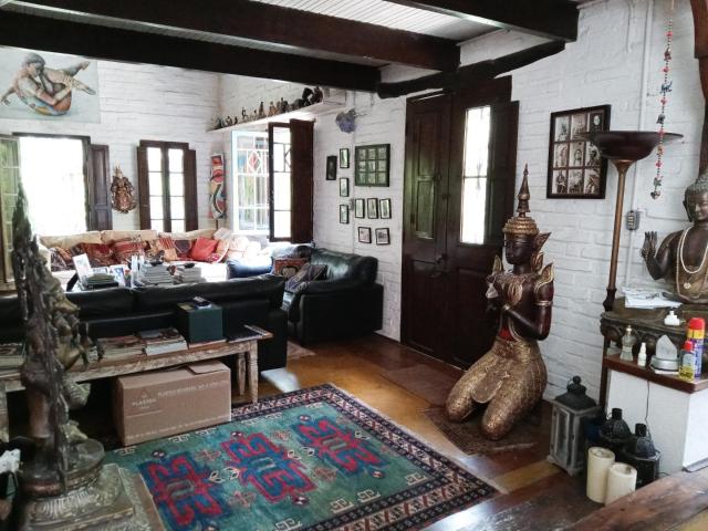 Casa para Venda/Aluguel com 3 quartos, 560 m² por R$ 1.600.000