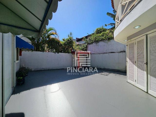 Casa para Venda/Aluguel, 370 m² por R$ 450.000