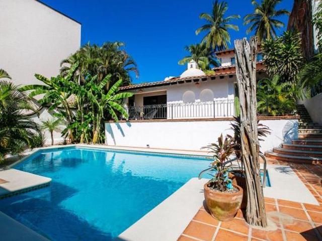CASA PARADISE