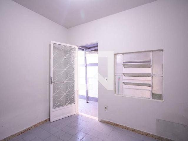 Casa, Paraíso, 1 Quarto, 36 m2 São Gonçalo
