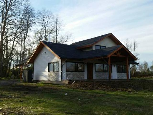 Casa Parcela en condominio Country Villarrica se arrienda