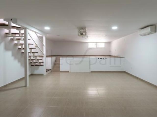 Casa pareada con jardín privado, Orientación Sur