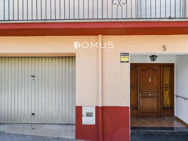 Casa pareada en alquiler en calle Ciudadela, Tortellà, de 294 m² 4 habitaciones por 1.500