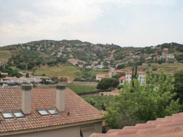 Casa pareada en alquiler en calle Gardenies, Alella, de 290 m² 4 habitaciones por 2.500