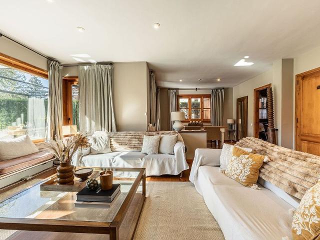 Casa pareada en alquiler en calle Grau de L'os, Prats i Sansor, de 220 m² 7 habitaciones por 4.800