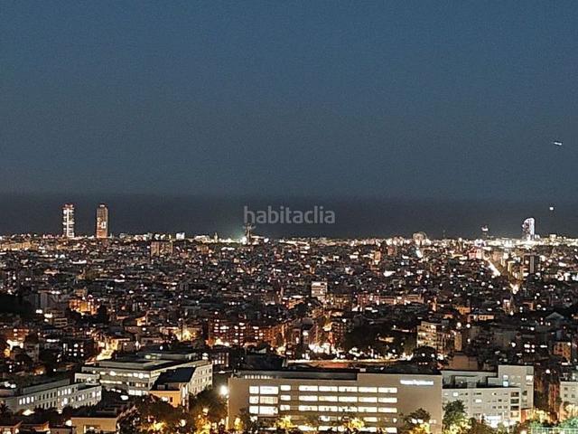 Casa pareada en alquiler en calle D'august Font, Barcelona, de 301 m² 5 habitaciones por 3.900