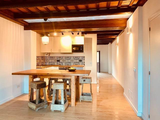 Casa pareada en alquiler en calle De Banyoles, Saus, de 80 m² 1 habitación por 1.000