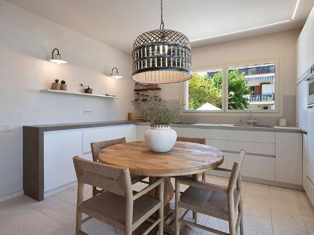 Casa pareada en alquiler en calle De la Ginesta, Castelldefels, de 70 m² 2 habitaciones por 2.300