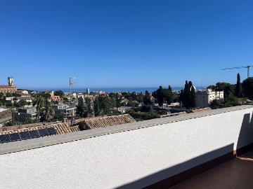 Casa pareada en alquiler en calle Francesc Curet, Tiana, de 245 m² 5 habitaciones por 2.720