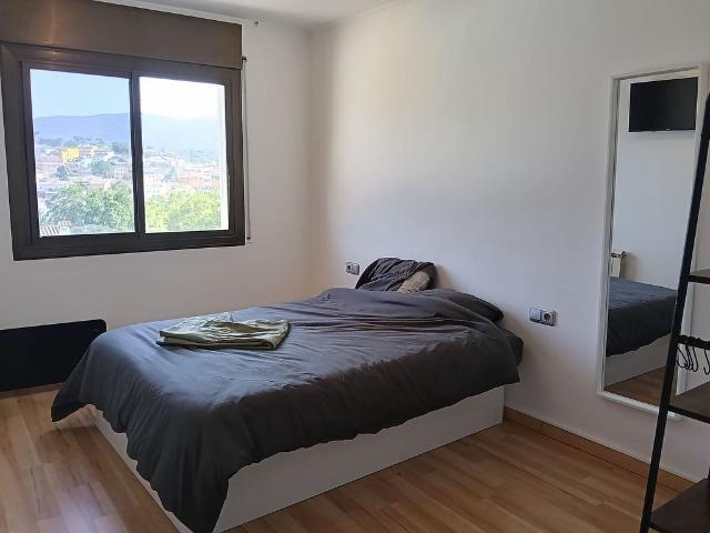 Casa pareada en alquiler en avenida D'en Piera, Martorelles, de 120 m² 4 habitaciones por 2.500