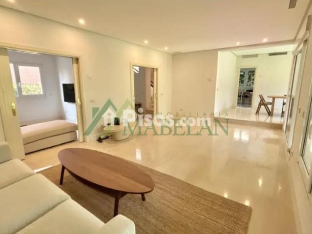 Casa pareada en alquiler en Valdemarín