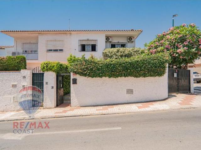 Casa pareada en el palo