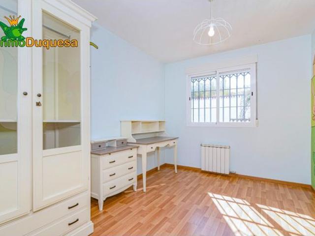 Casa pareada en JUN. Con patio de 90 m2