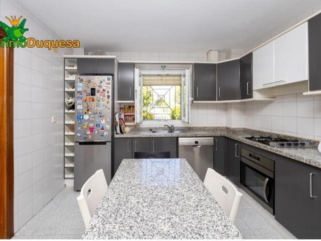 Casa Pareada en Urb. Loma Linda Ogijares