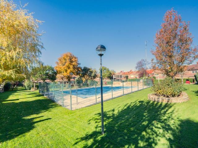Casa pareada en venta en Collado Villalba, Parque de la Coruña Las Suertes. Casas pareadas Collado.