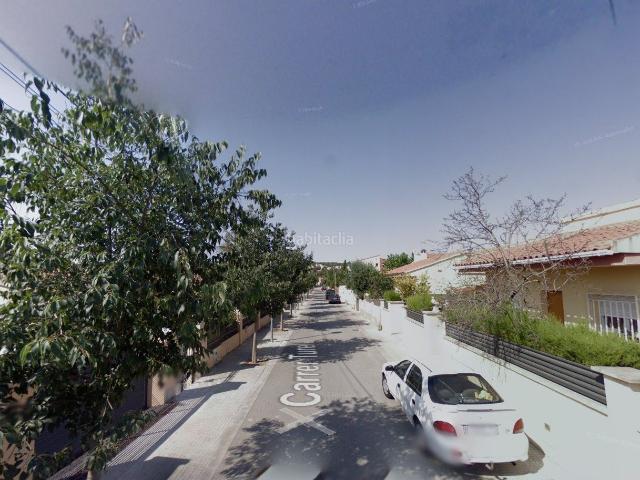 Casa pareada en venta en Collbató. Chalet adosado en venta en calle La Turell. Casas pareadas.