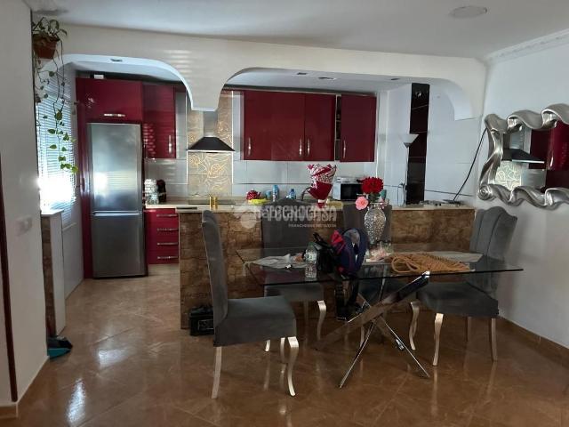 Casa pareada en venta en Córdoba, Campo de la Verdad Miraflores. Casa en venta en Cordoba. Casas pareadas.