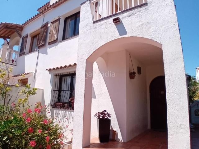 Casa pareada en venta en Calafell, Calafell Residencial Costa Dorada. Preciosa casa pareada en Calafell Residencial. Casas pareadas.