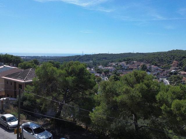 Casa pareada en venta en calle Cirerer, Cubelles, de 113 m² 3 habitaciones por 288.000