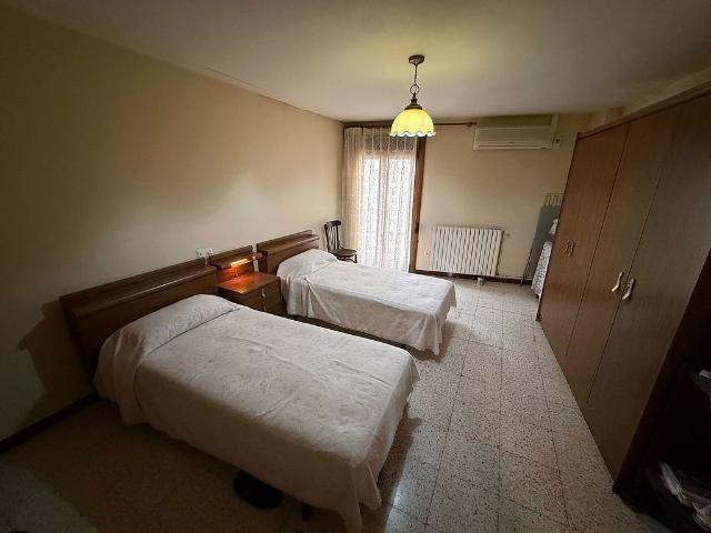 Casa pareada en venta en calle CL Pau Coll, Talarn, de 140 m² 4 habitaciones por 120.000