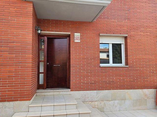 Casa pareada en venta en calle CL Rescat del, Salou, de 148 m² 4 habitaciones por 459.000