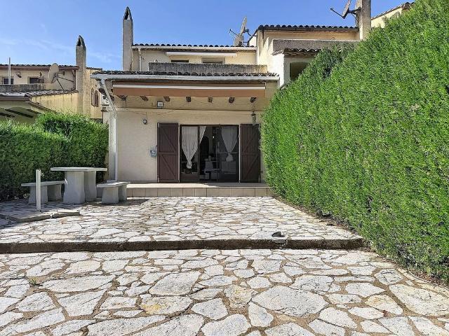Casa pareada en venta en calle Breda, Torroella de Montgrí, de 119 m² 3 habitaciones por 300.000