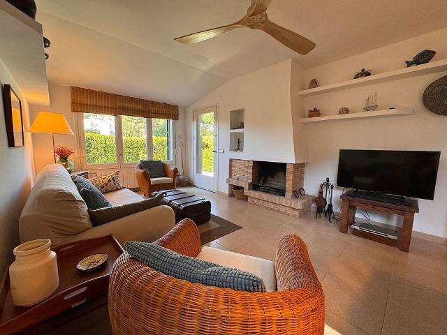 Casa pareada en venta en calle De Cabrera, Palafrugell, de 130 m² 4 habitaciones por 728.000