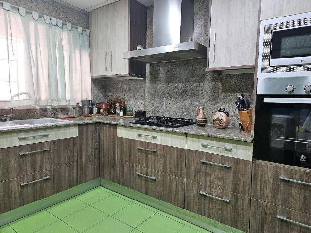 Casa pareada en venta en calle De Carme Riera i Guilera, Reus, de 180 m² 5 habitaciones por 395.000