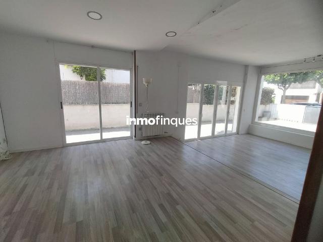 Casa pareada en venta en calle De L'estacio, Balaguer, de 200 m² 5 habitaciones por 498.000