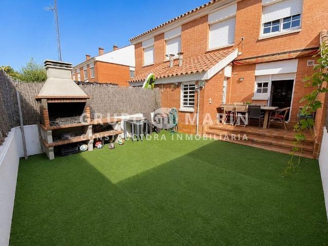 Casa pareada en venta en calle De Sant Miquel, Premià de Mar, de 240 m² 4 habitaciones por 735.000