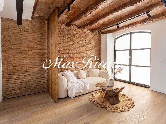 Casa pareada en venta en calle De Panissars, Barcelona, de 76 m² 2 habitaciones por 595.000