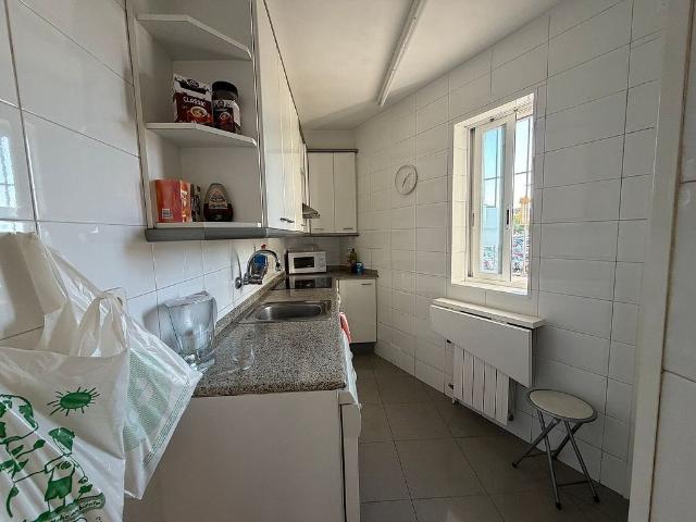 Casa pareada en venta en calle De Terrassa, Rubí, de 105 m² 4 habitaciones por 390.000