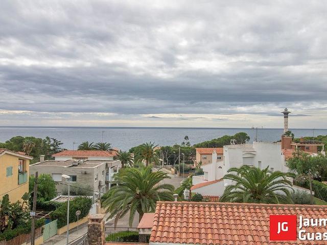 Casa pareada en venta en calle Del Piei, Torredembarra, de 158 m² 4 habitaciones por 450.000