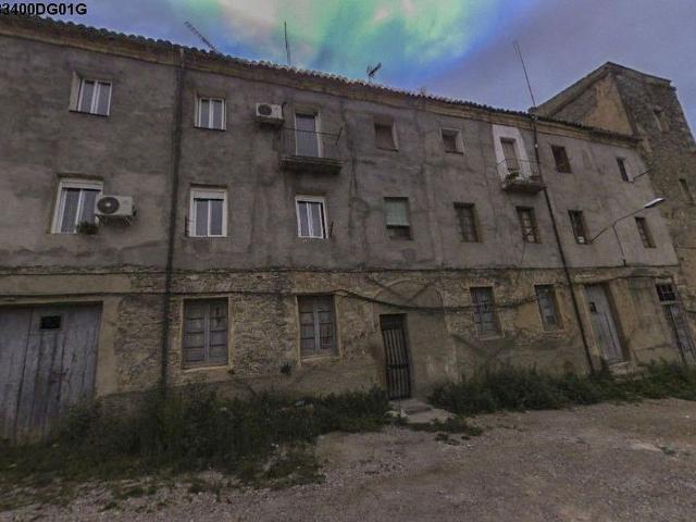 Casa pareada en venta en calle Fàbrica Blanca, Manresa, de 53 m² 2 habitaciones por 34.000