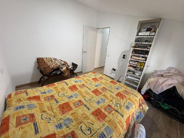 Casa pareada en venta en calle Llobera, Alpicat, de 73 m² 2 habitaciones por 77.000