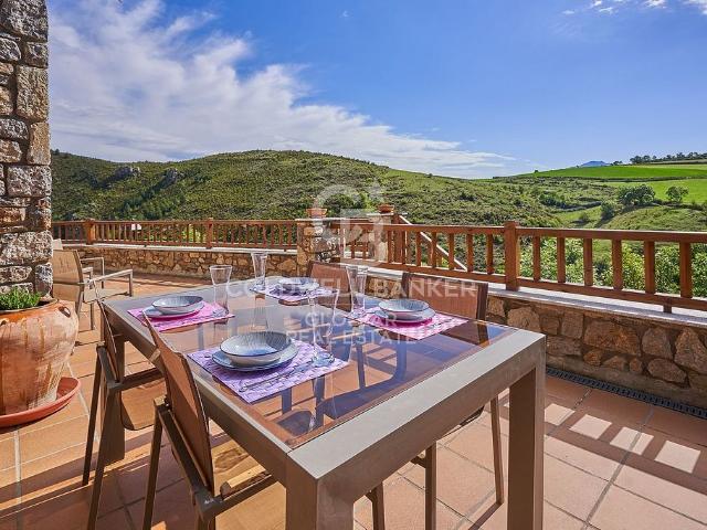 Casa pareada en venta en calle Montellà, Montellà i Martinet, de 185 m² 5 habitaciones por 540.000