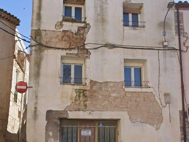 Casa pareada en venta en calle Mestre Costa, Sarroca de Lleida, de 228 m² 2 habitaciones por 32.000