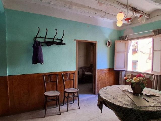 Casa pareada en venta en calle Sant Antoni, Rasquera, de 170 m² 3 habitaciones por 53.000