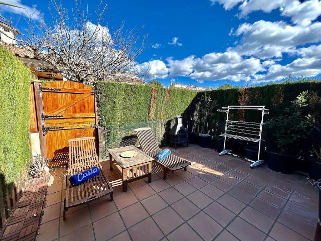 Casa pareada en venta en calle Pallars, Mont Roig del Camp, de 183 m² 4 habitaciones por 449.000