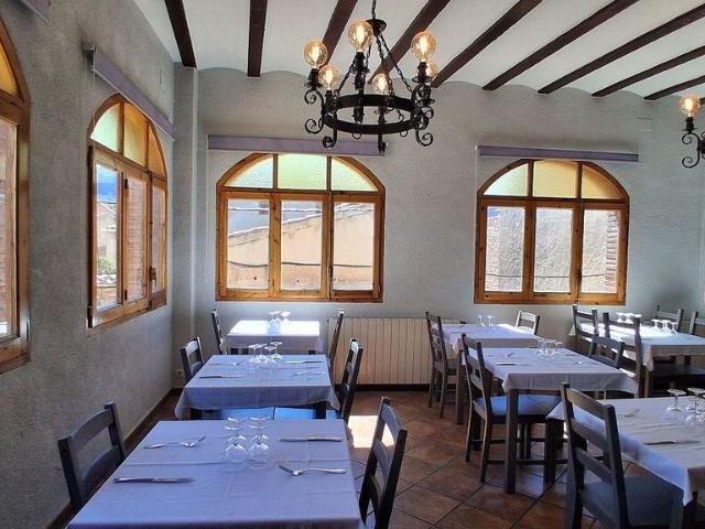 Casa pareada en venta en calle Priorat, Vilella Baixa, La, de 500 m² 4 habitaciones por 380.000