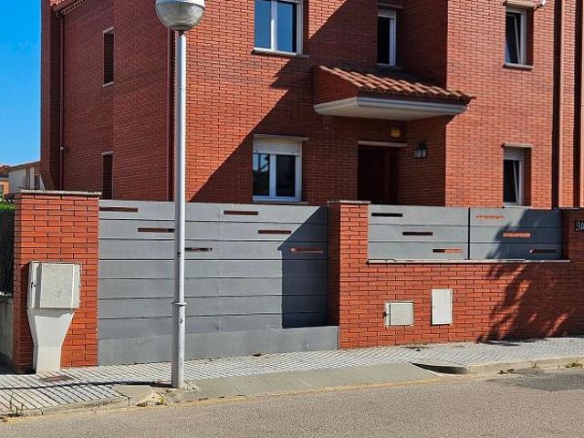 Casa pareada en venta en calle Rescat del, Salou, de 189 m² 4 habitaciones por 465.000