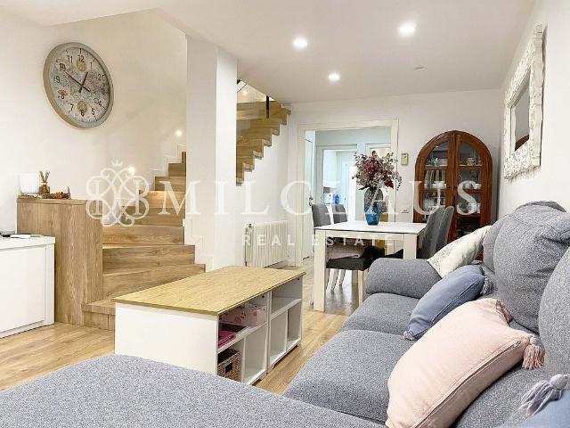 Casa pareada en venta en calle Uva, Hospitalet de Llobregat, L´, de 98 m² 4 habitaciones por 599.000