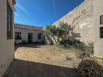 Casa pareada en venta en calle Vallcorba de, Sabadell, de 104 m² 4 habitaciones por 440.000